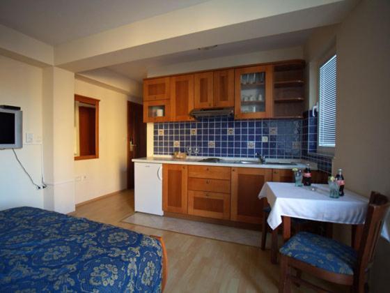 Studio Apartmani Bijeli Delfin Biograd Na Moru Exteriör bild